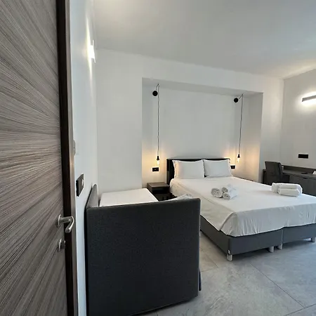 Dolmen Guest House-3